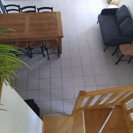 Semesterbostad La Maison Du Chassezac Les Assions