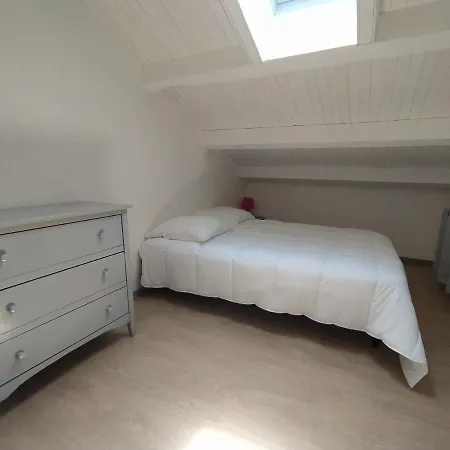 Semesterbostad La Maison Du Chassezac Les Assions