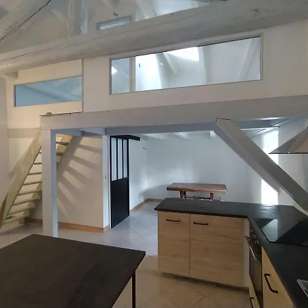Semesterbostad La Maison Du Chassezac Les Assions